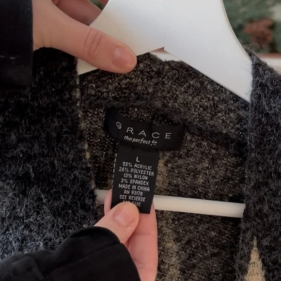 Grace Black and Tan Chevron Women's Long Cardigan - Picture 6 of 7